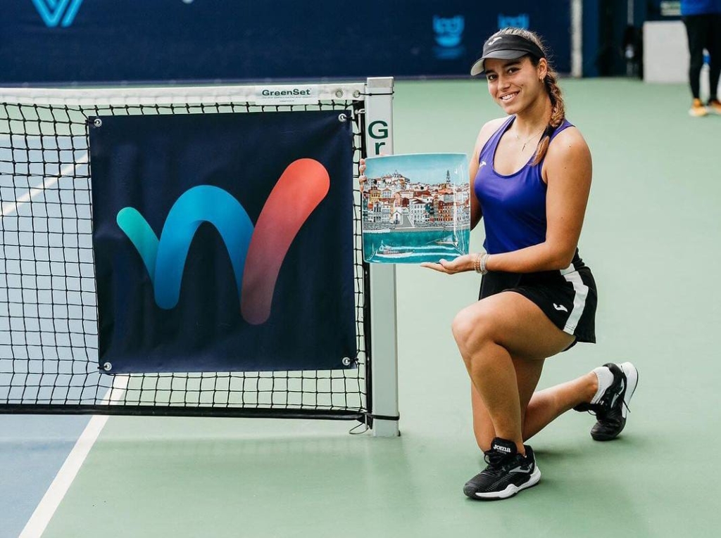 Jessica Bouzas se impone en el W75+H de Porto