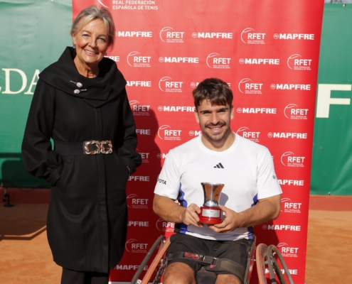 0-Martín de la Puente nuevo campeón de España junto a Adoración Borges, de la RFET
