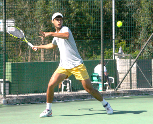 Joao Graça (medios)