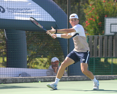 El tenista catalán Eudald González (medios)