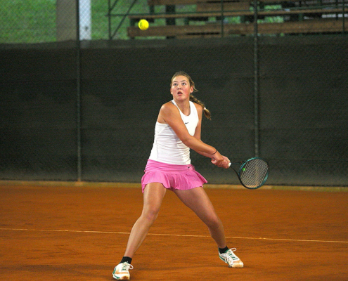 La inglesa Isabella Rebel (medios)