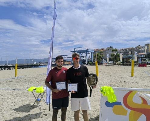 Alejandro Guimaraes y Diego Negreira - campeones dobles masculino (2)